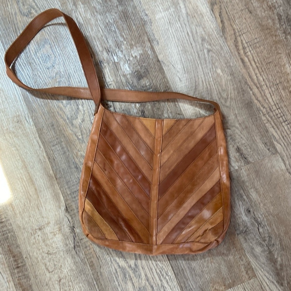 Raven + Lily brown leather bag